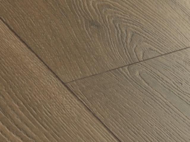 Stratifié Quickstep : CLASSIC CLM5789 - Chêne marron ardent