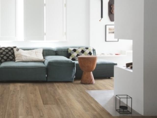 Stratifié Quickstep : ELIGNA EL3579 - Chêne Riva marron