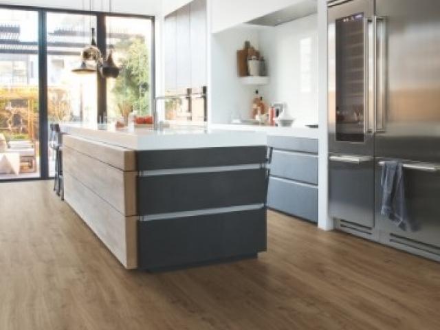 Stratifié Quickstep : ELIGNA EL3582 -  Chêne Newcastle marron