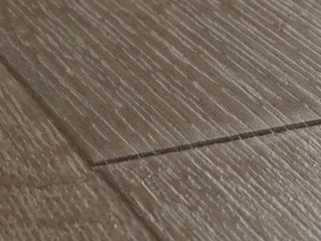 Stratifié Quickstep : IMPRESSIVE IM1849 - Chêne classique marron 