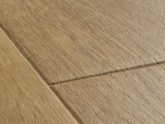 Stratifié Quickstep : IMPRESSIVE ULTRA  IMU1855 - Chêne tendre naturel 
