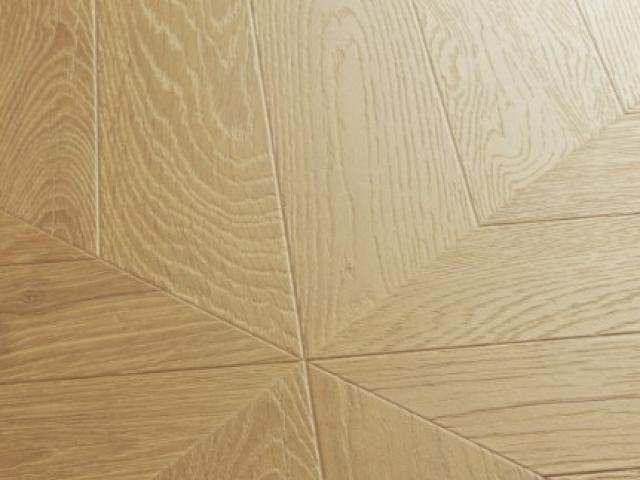 Stratifié Quickstep : IMPRESSIVE PATTERNS IPA4161 -  Chêne chevron naturel