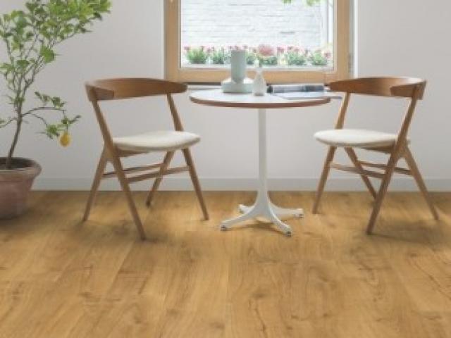 stratifié Quickstep : LARGO  LPU1662 - Chêne Cambridge naturel 