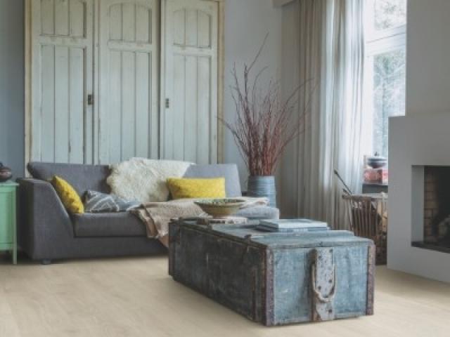 Stratifié Quickstep : MAJESTIC MJ3547 - Chêne des bois gris clair