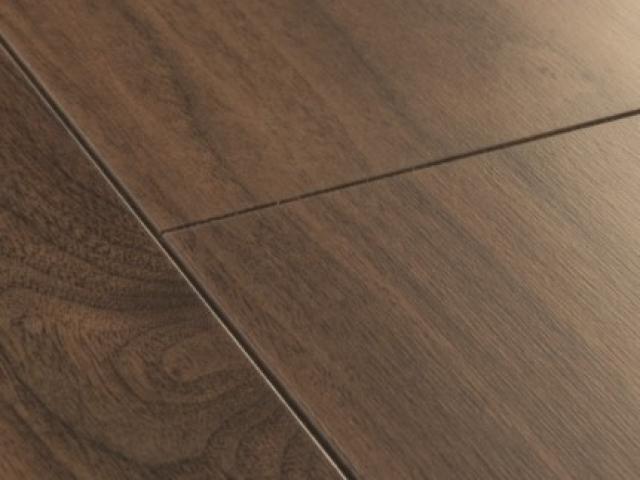 Stratifié Quickstep : CAPTURE SIG4761 - Noyer chic